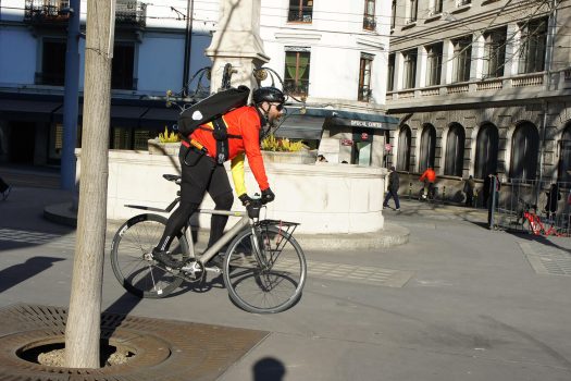 Pour service de livraison pour des gens particuliers, Vélo Express est un expert dans cette domaine avec un bon service.